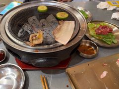 -围炉肉舍丹东海鲜烤肉·烤活鳗(步行街店)