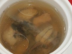 乌鸡瘦肉汤-金华安大酒楼·老牌潮菜·粤式茶点(东方国际店)