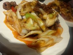 -隔壁老王·家常云南菜(花巷店)