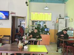 -万红路羊汤烧饼店(将台路店)
