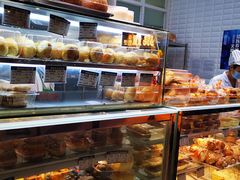 面包甜点陈列柜-白玉兰食品(甜云店)