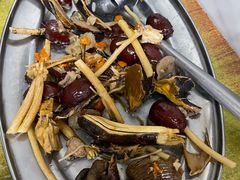 -威邵鸡煲(西华路总店)