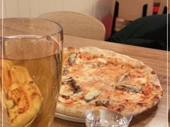 -城市大道红炉披萨烘焙坊