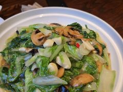 小白菜炒口蘑-沙力海美食城 西北特色菜 烤肉店(北门坡店)