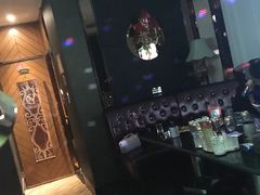 -萧邦音乐会所KTV(向西店)
