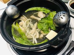 -东椰·海南椰子鸡火锅(朝阳门店)