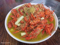 蒜泥龙虾-陆记牛庄·碳锅龙虾烧烤(爱上花园店)