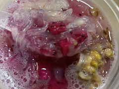 芋泥绿豆火龙果四果汤-爱啊石花膏