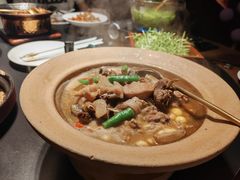 -沅江水·湖南家宴(南村万博长隆商圈店)