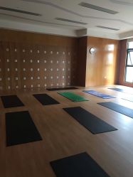 -LU YOGA（露瑜伽）专业瑜伽馆