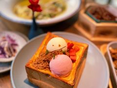 -蜜桃餐厅·伴山(湖滨商业街店)