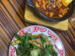 -山城欢现炒食堂(上海城店)