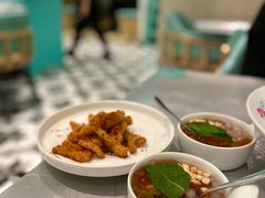 -姚姚酸菜鱼·金戈戈香港豉油鸡(喜荟城联名店)
