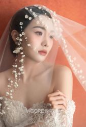 -雪中彩影婚纱摄影·微光艺术中心