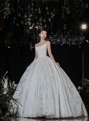 -欣薇婚纱(新源乐汇城店)