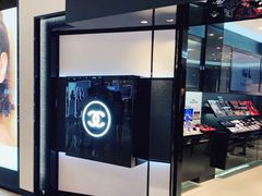 -Chanel(德基广场店)