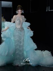 点击看大图 -Renee芮亦婚纱