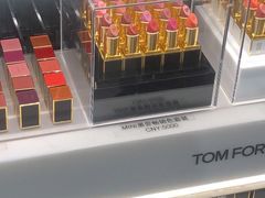 -日上免税店(三径路t3店)