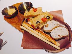 餐前包-哈布斯扒房(华发商都店)