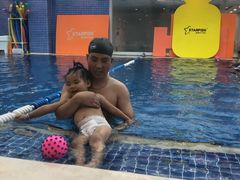 -戊辰亲子游泳俱乐部