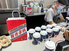-瑞幸咖啡(青岛保利中心店)