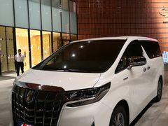 -上海衡山路十二号华邑酒店