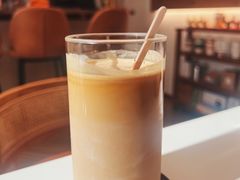 -Line 咖啡(石厦花园店)