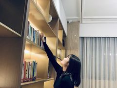 -上海外滩老码头亚朵酒店