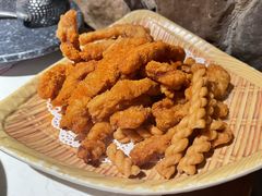 -哥老官重庆美蛙鱼头(日月光店)
