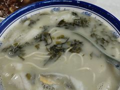 -明呈黄鱼面馆(斜土路店)