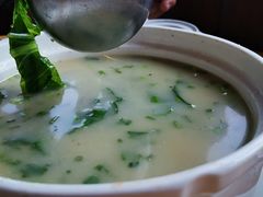 -鲤鱼塘农家山庄