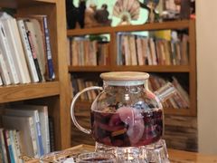 -月亮眼花园餐厅书吧酒吧