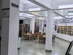 -荔湾区图书馆(周门馆)