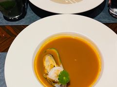 -YUE·6·西式融合餐厅(外滩六号店)