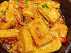 -云海肴·汽锅鸡·云南菜(天山百盛优客店)