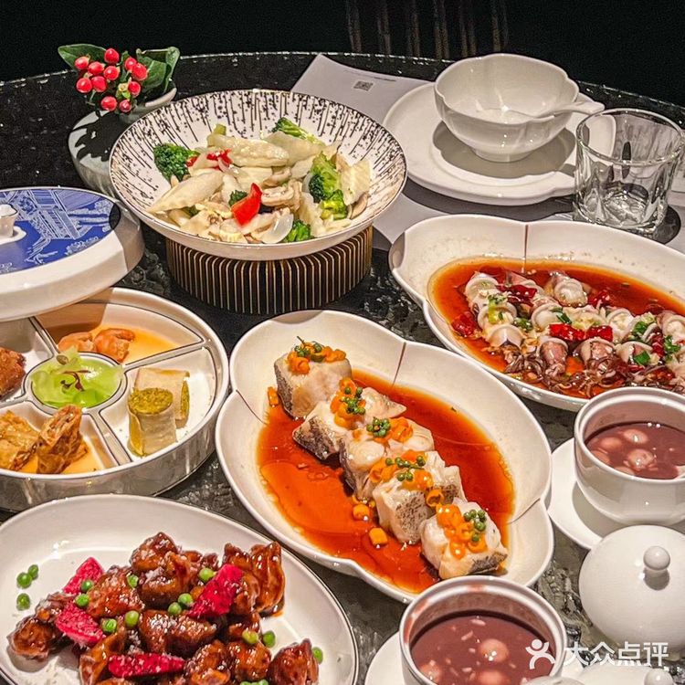 宁波的，带家人聚餐还是选金牌外婆家！