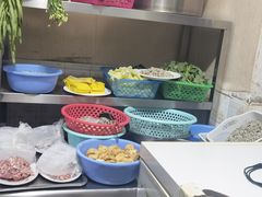 自助取餐区-海口滨海新村143号海南老字号炒菜店