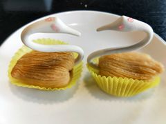 招牌榴莲天鹅酥-港味仙(龙盛国际商业广场店)