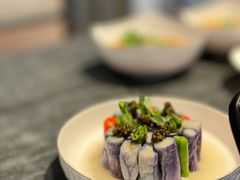 秋茄配鲟鱼籽酱-湖滨28中餐厅·西湖宴·杭州君悦酒店