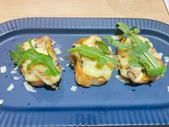 -必胜客(新中纬店)