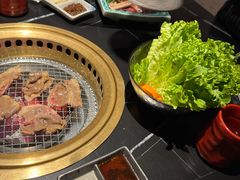 -山川小町·极番烧肉(新地假日广场店)