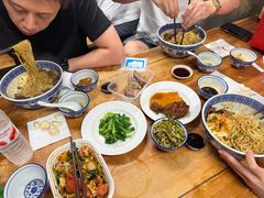 -沪西老弄堂面馆(定西路店)