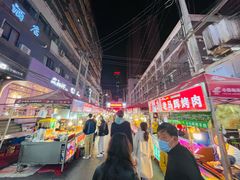-正宁路小吃夜市