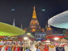 -东南亚风情赶摆街夜市