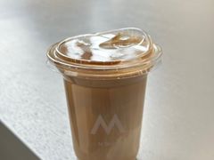 薄荷白巧拿铁-M Stand(成都COSMO店)