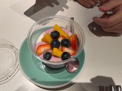 蓝莓果酱水果酸奶杯-BAKER&SPICE(安福路店)