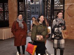 -岳辰齿科(浦东长泰店)