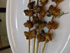 -覃记海鲜美食餐厅