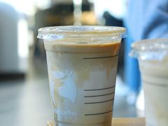 生椰拿铁-瑞幸咖啡(星河WORLDCOCOPark店)