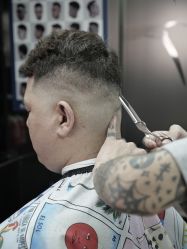 -C93 barber shop男士理发馆